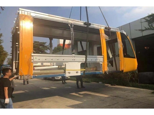 項目名稱：上海致壯船務工程有限公司軌電車頭搬運-屹星設備搬運