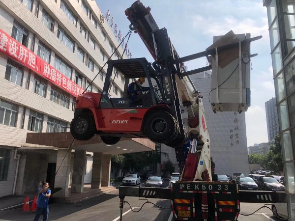 上海肝膽醫院精密設備搬運